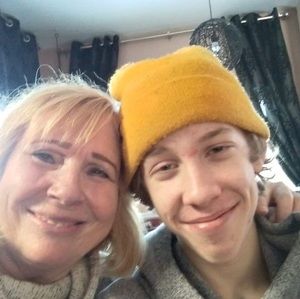 Meet your Posher, Helen